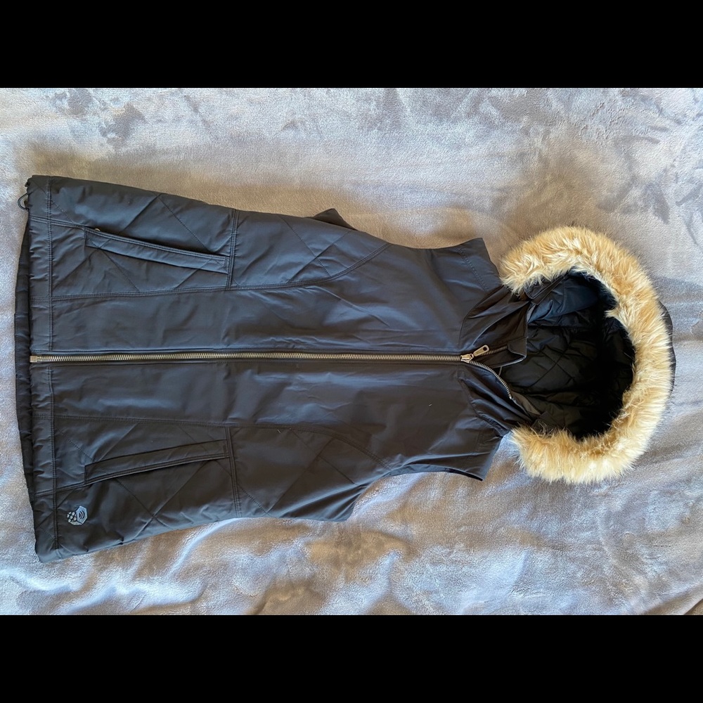 Mountain Hardwear Hooded Waterproof Vest